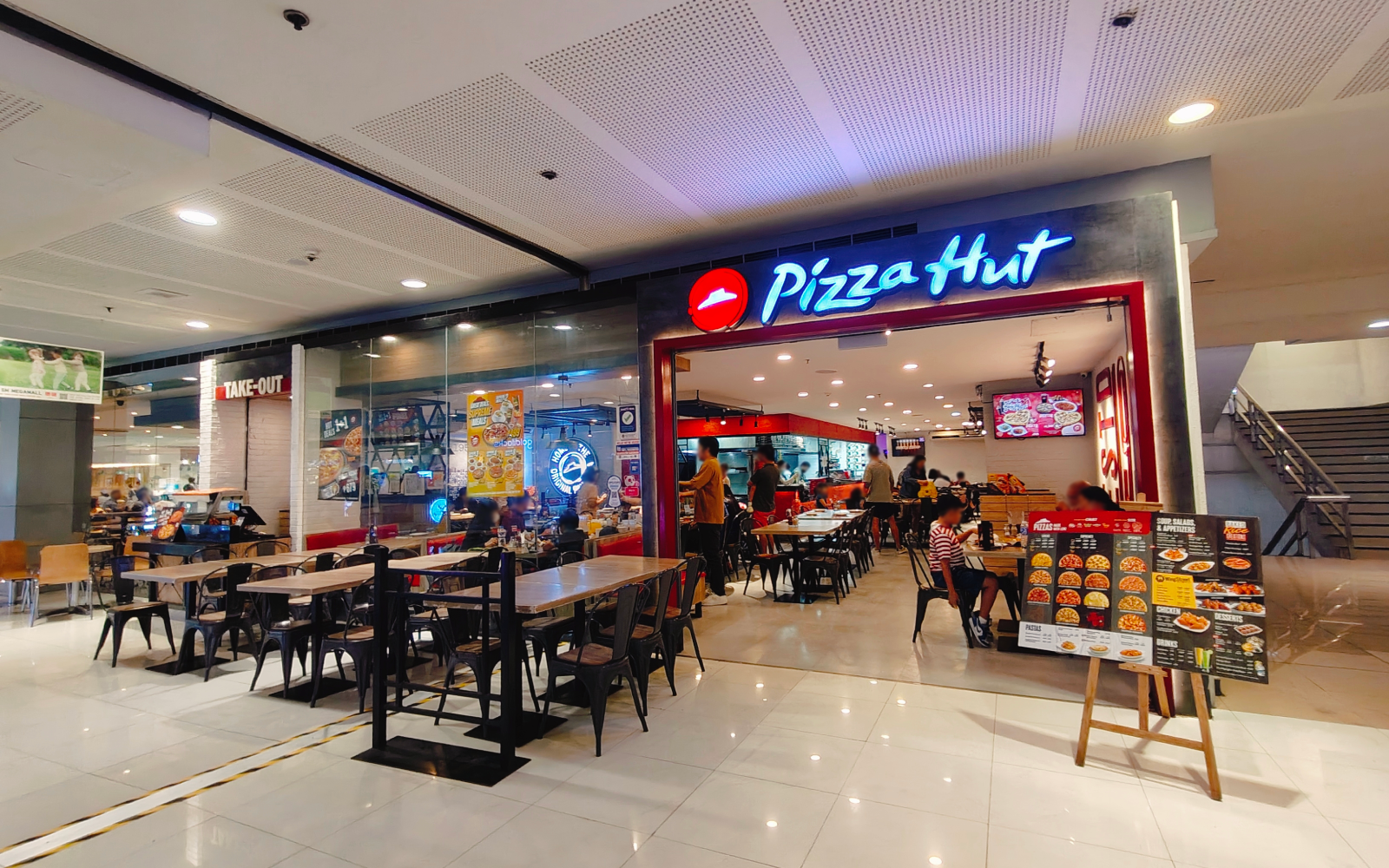 PIZZA HUT in SM Megamall